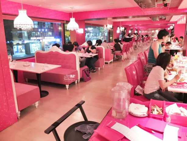 Barbie Cafe Taipei