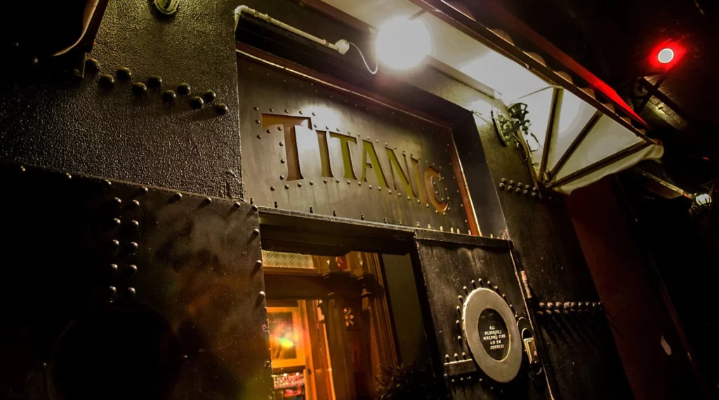 Titanic Theater Restaurant